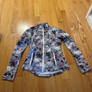 Lululemon define jacket. Color grey, black, and pink floral pattern. Size 8.